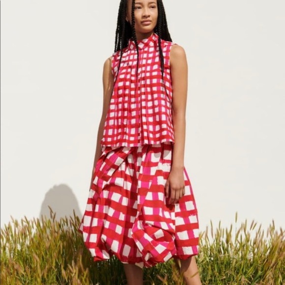 MARNI X UNIQLO Checked top Womens White Red Sleeveless Pleat Front Collared - Picture 2 of 16